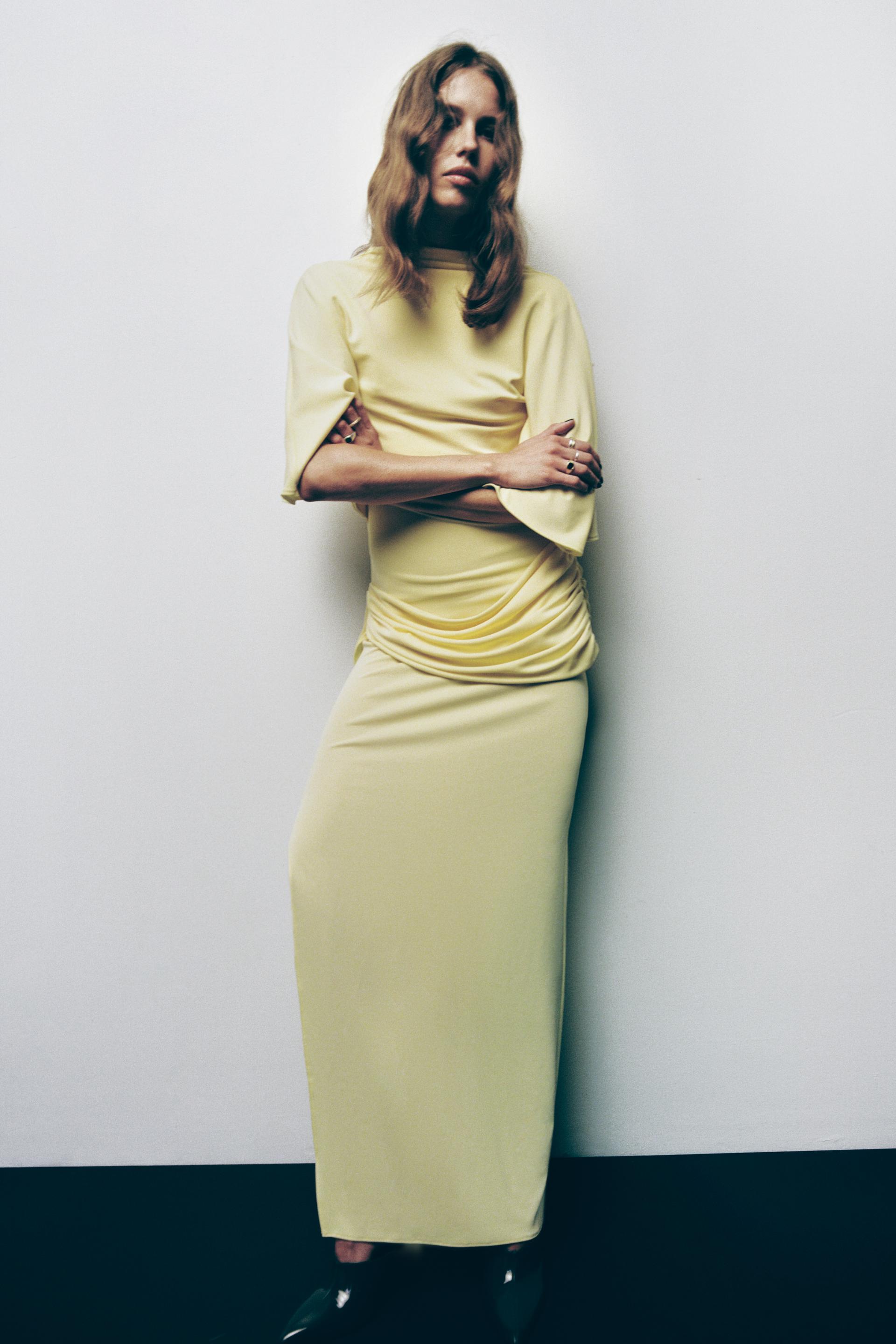 Yantha | Backless Maxi Dress